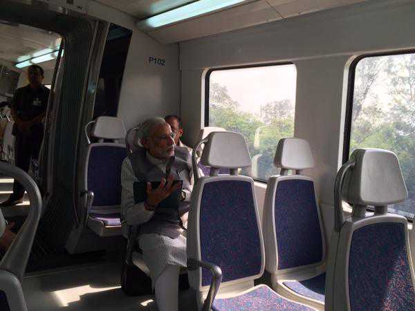 PM takes Metro to travel to Dwarka