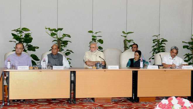 India mounts massive relief ops; PM promises all help