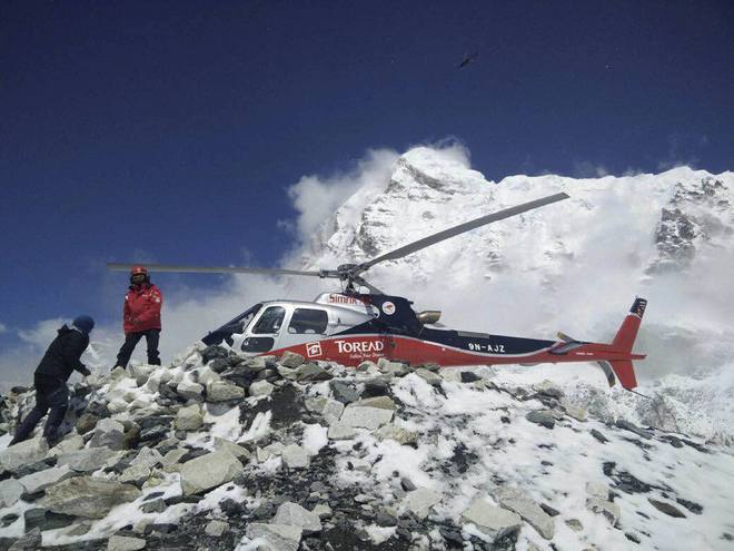 40 Indians still trapped at Everest camps