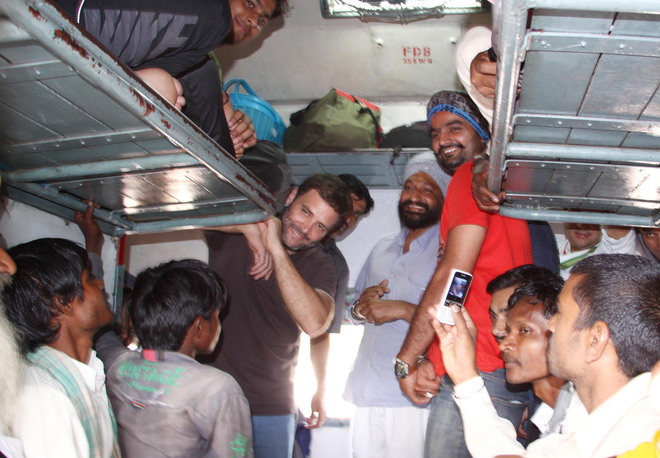 A ‘patient’ Rahul travels with common man