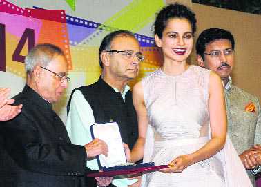 Prez honours cinematic excellence at film awards
