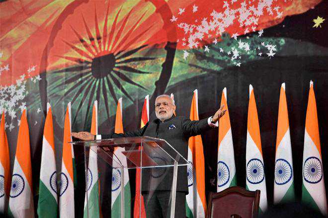 Come, feel winds of change: Modi to Chinese investors