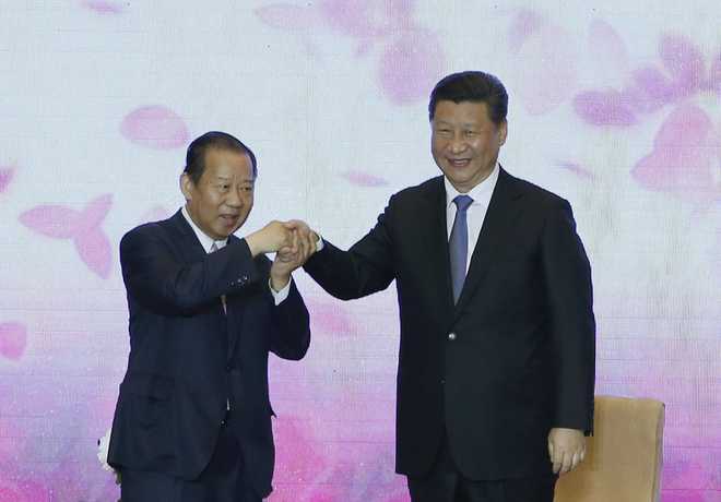 China warms up to Japan; Prez Xi receives big Japanese delegation
