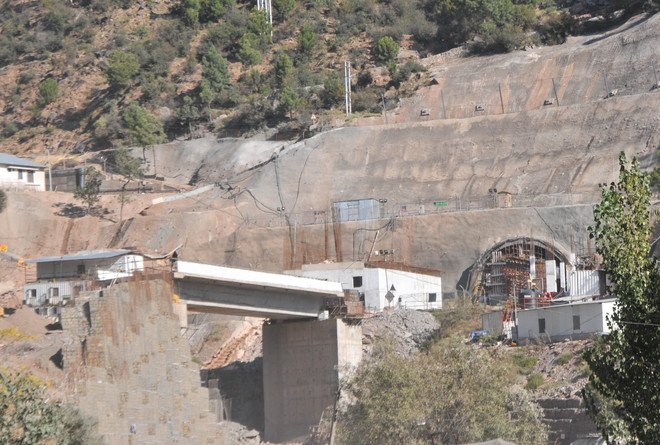 Work on Chenani-Nashri tunnel going at snail’s pace