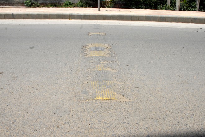 Speed breakers wasted during repaving of Majitha road