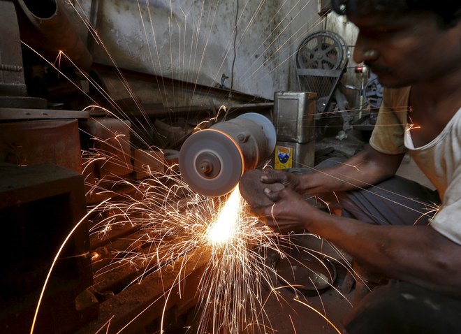 India to post 7.3% growth in 2015: OECD