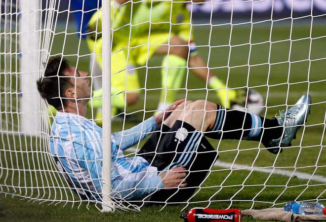 Messi''s family attacked by Chile fans during Copa final