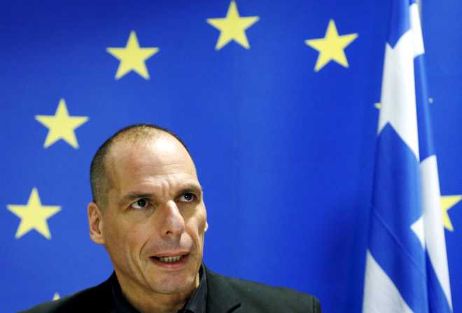 After a ''No'', Greek FM resigns to ''facilitate'' fresh deal