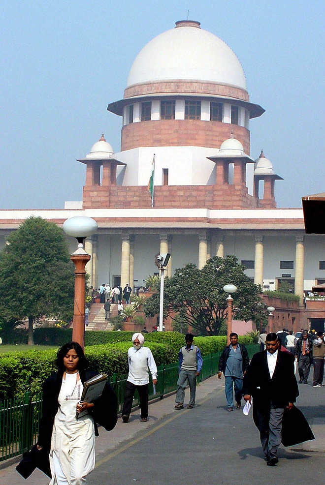 Unwed mothers can be sole guardians, rules SC