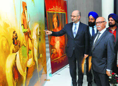 France takes history route to link up with Sikhs