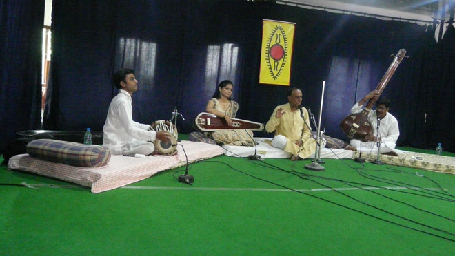 Dagar Bani musician gives Dhrupad lectures in schools
