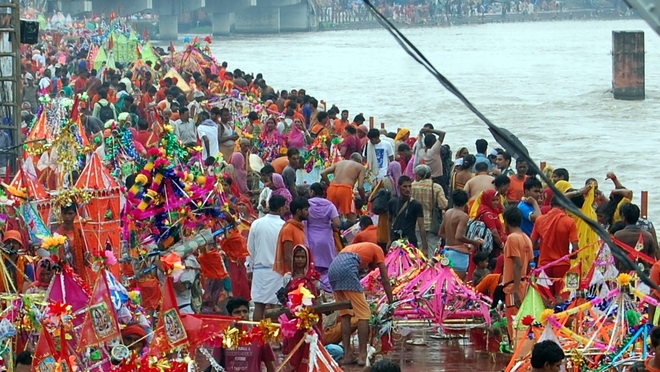 Kanwariyas arrive for Ganga jal