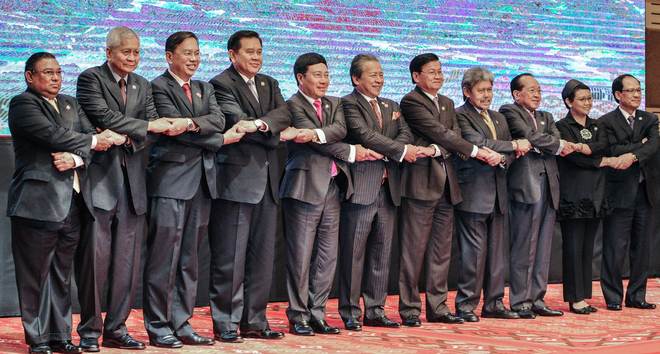 Tension in South China Sea overshadows ASEAN meet