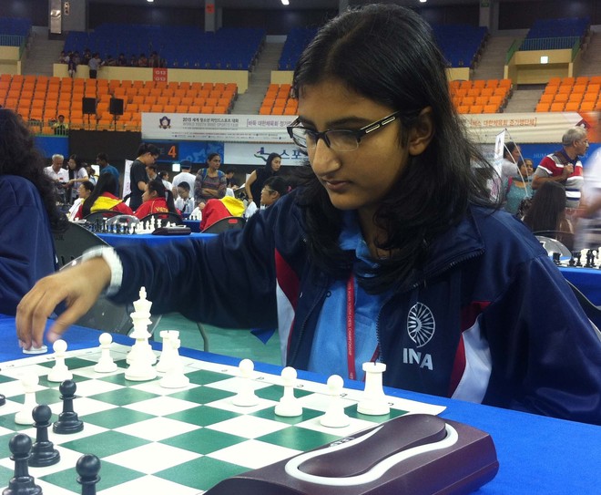 Student wins silver at world chess championship