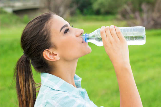 Losing weight as easy as drinking a glass of water!