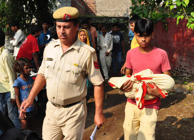 Haryana man kills wife, 3 kids; commits suicide