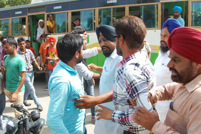 Students, transporters clash over bus fare in Mansa