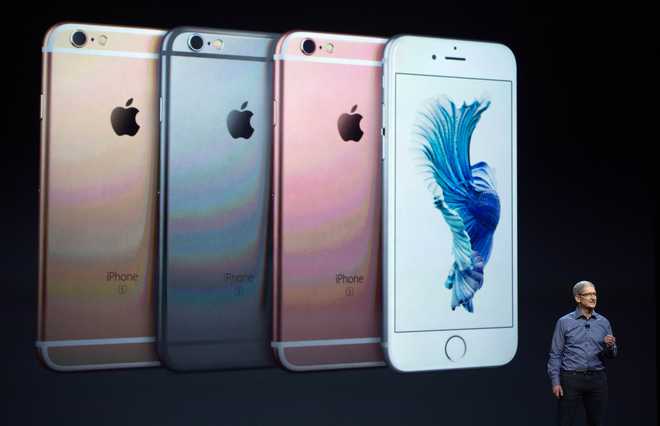 Apple unveils iPhones 6S, 6S Plus with ''3D Touch''