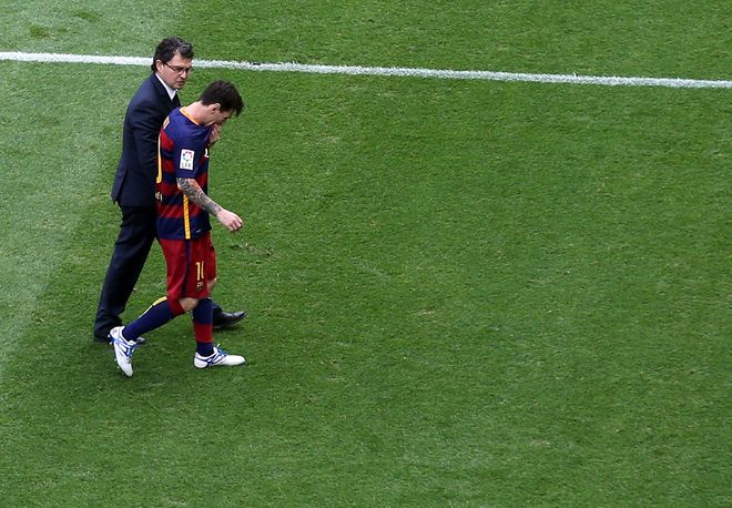 Lionel Messi: Barcelona star suffers ligament damage