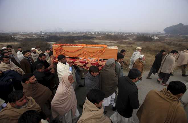 Pak mourns university attack victims; over 100 suspects arrested