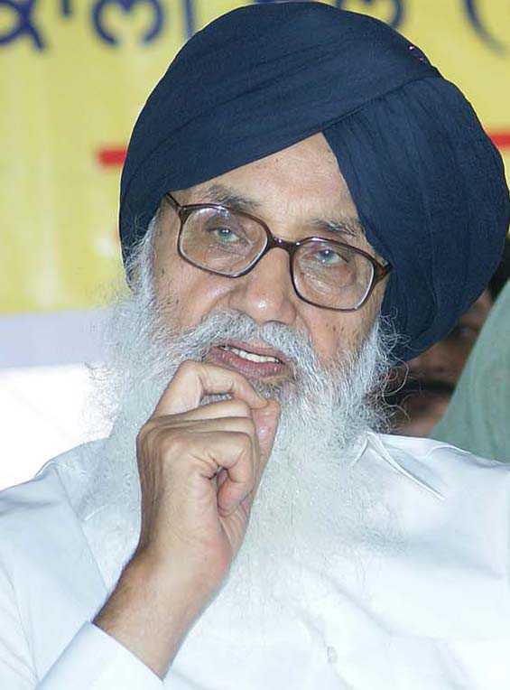 Border farmers will be allowed to harvest crop: CM Badal