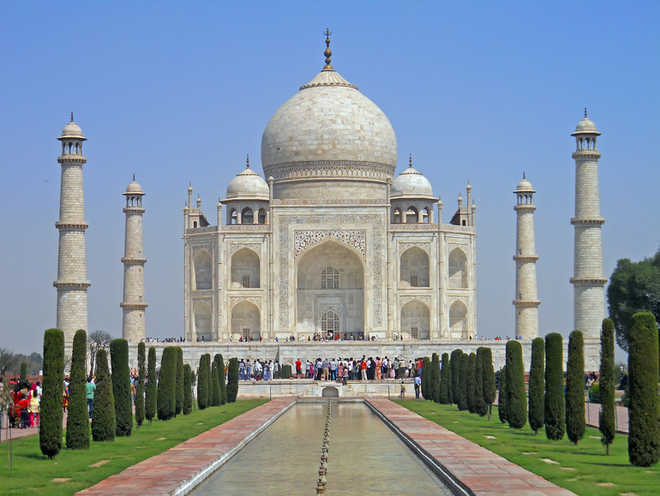 Burning municipal waste discolouring Taj Mahal - The Tribune