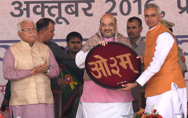 Vedas can bring universal peace: Shah