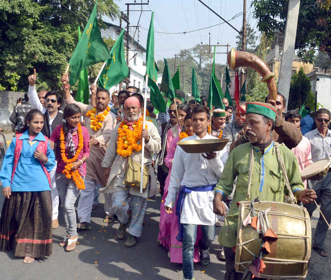 Joshi blames leaders for villagers’ plight, Gaon Bachao Yatra ends