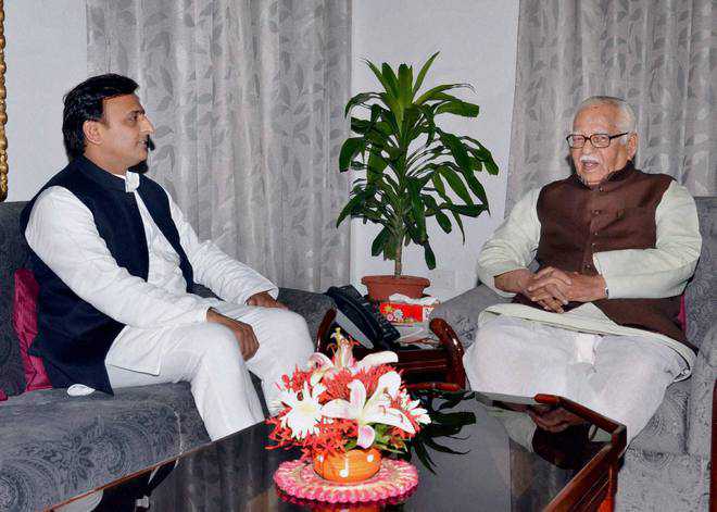 Another Akhilesh aide sacked, CM meets Guv