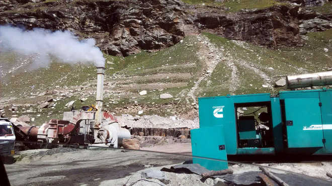 Minerals being plundered in Lahaul-Spiti areas, say tribals