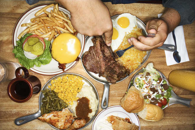 Overeating may increase risk of liver disease