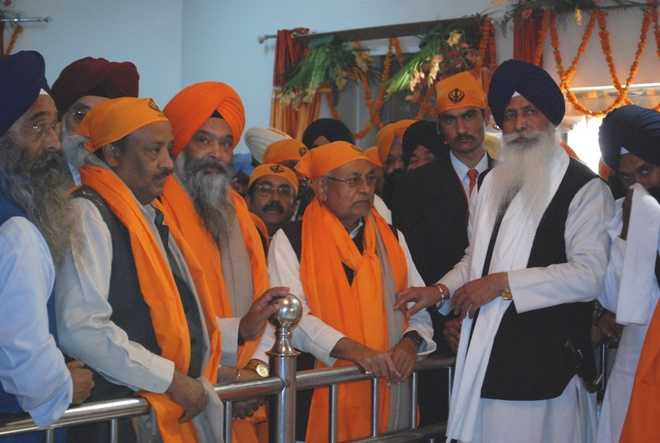 Nitish invites Punjabis to Patna for Gurpurb