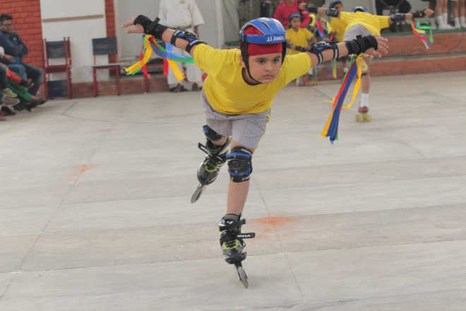 Fun races mark annual sports day in Doon schools