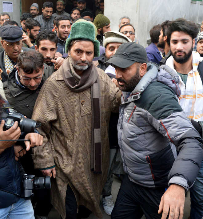 Malik detained, march foiled : The Tribune India