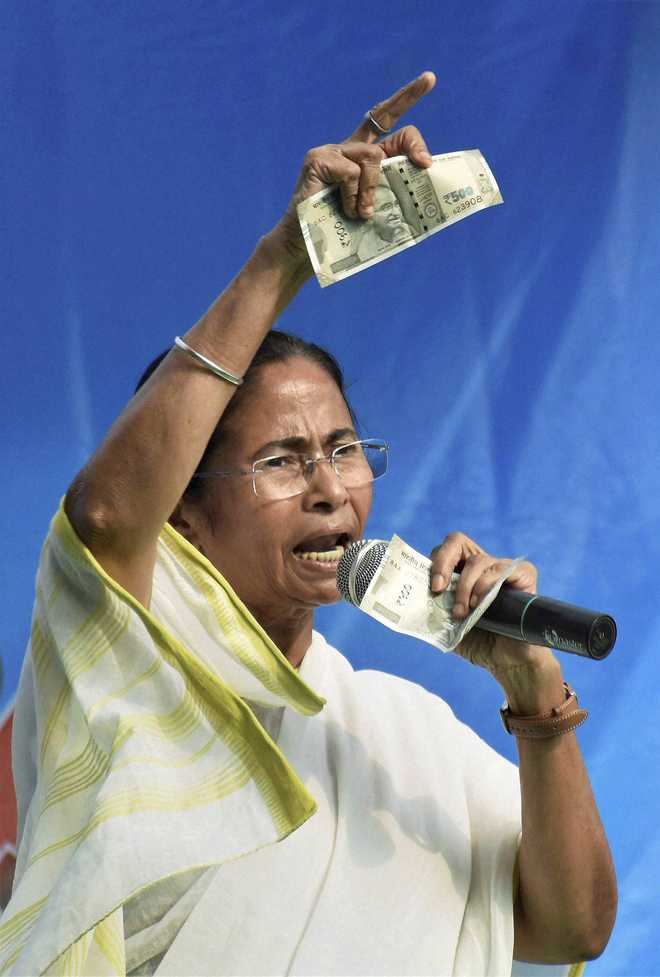 PM has no solution except giving ‘bhashan’: Mamata