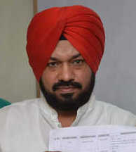 AAP''s Ghuggi to contest from Batala constituency