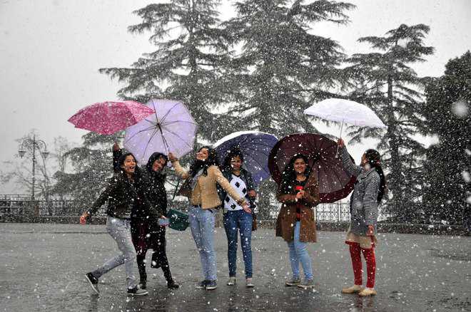 Santa S Largesse To Shimla White Christmas After 25 Years