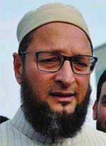 Owaisi surrenders in assault case, gets bail