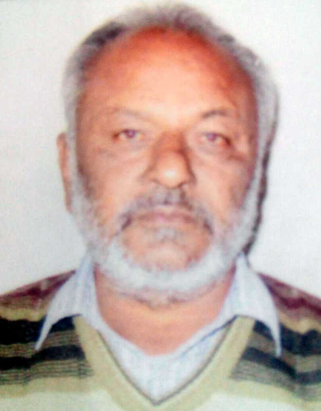 Man takes poison in Kharar court, dies