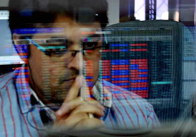 Market mayhem: Sensex crashes 807 pts, Nifty 239