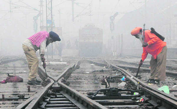 Major rail projects hang fire, growth hit : The Tribune India