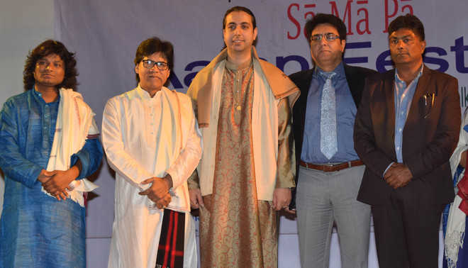 Artistes mesmerise sportspersons at musical event