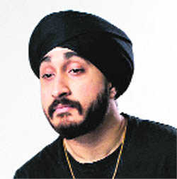 Sikh Comedian Forced To Remove Turban At Us Airport : The Tribune India