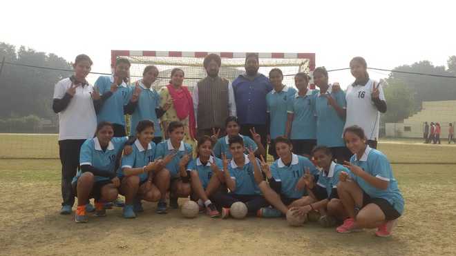 Handball meet: Bathinda, Amritsar reach final : The Tribune India