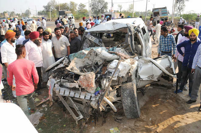 Four Killed, 2 Hurt In Road Mishap : The Tribune India