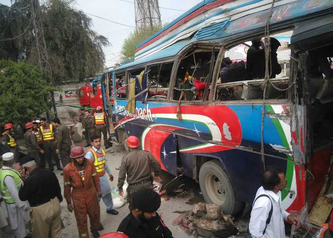16 govt employees killed, 30 injured in Peshawar bus explosion