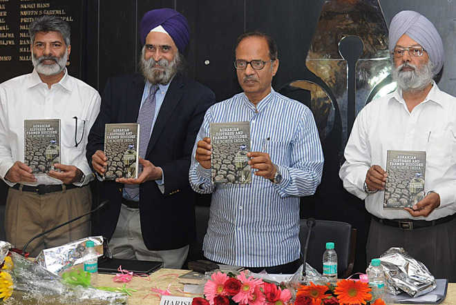 2 books on agrarian crisis released
