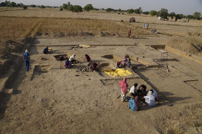 15 skeletons found at Harappan site in Hisar’s Rakhigarhi village