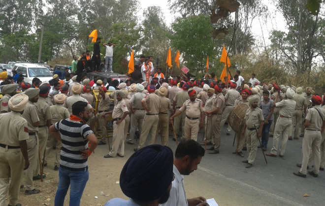 Cow slaughter: Cops scuttle march from Malerkotla
