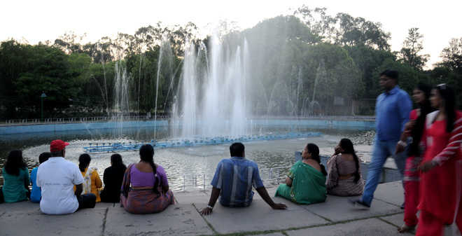 Fountains of water woes for city